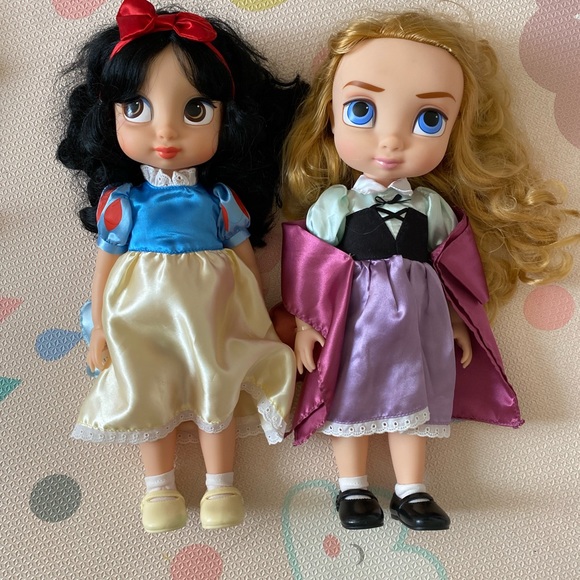 Disney Snow White and Aurora animator dolls - Picture 2 of 2